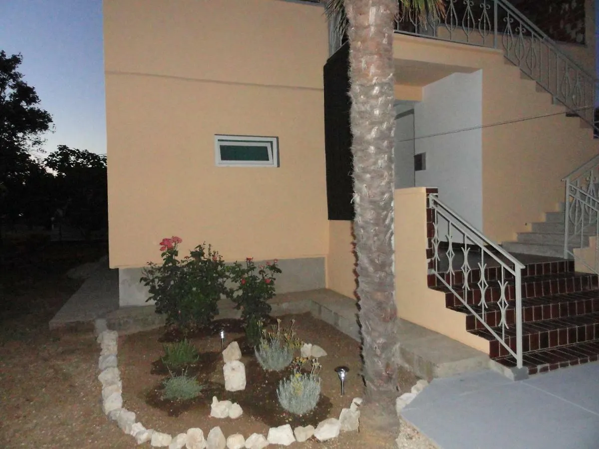 *** Guest house Holiday House Marija Nin Croatia